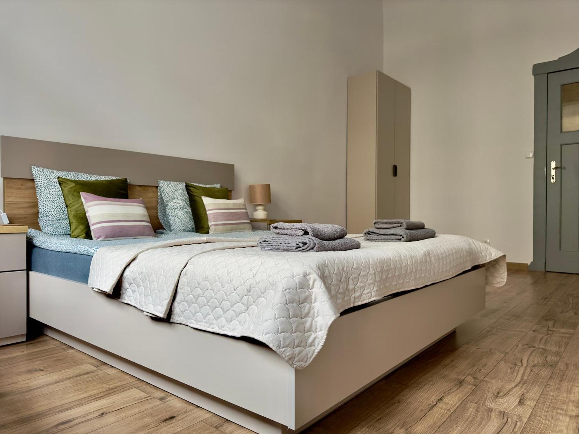 Sophie Apartment Познань Экстерьер фото